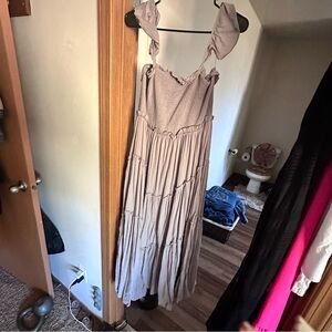 Listicle Women's Ruffled Maxi Dress - Cream